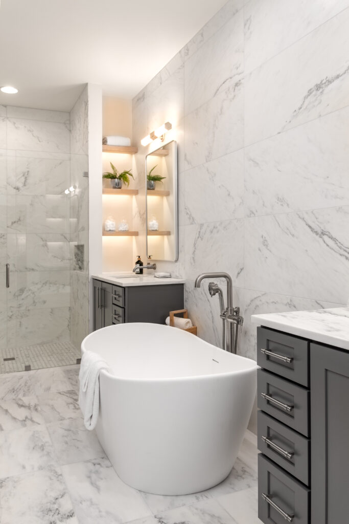 white marble bathroom